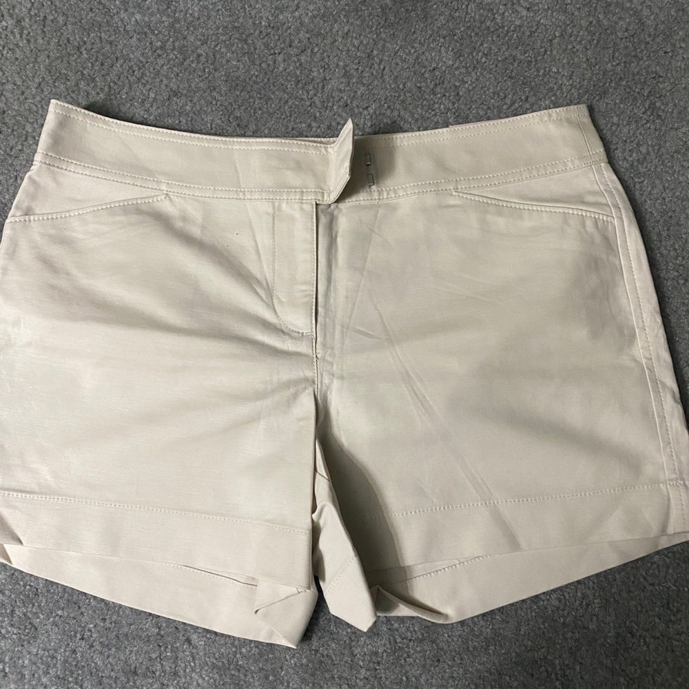 NWT Ann Taylor Petites Shorts, Sz 10P